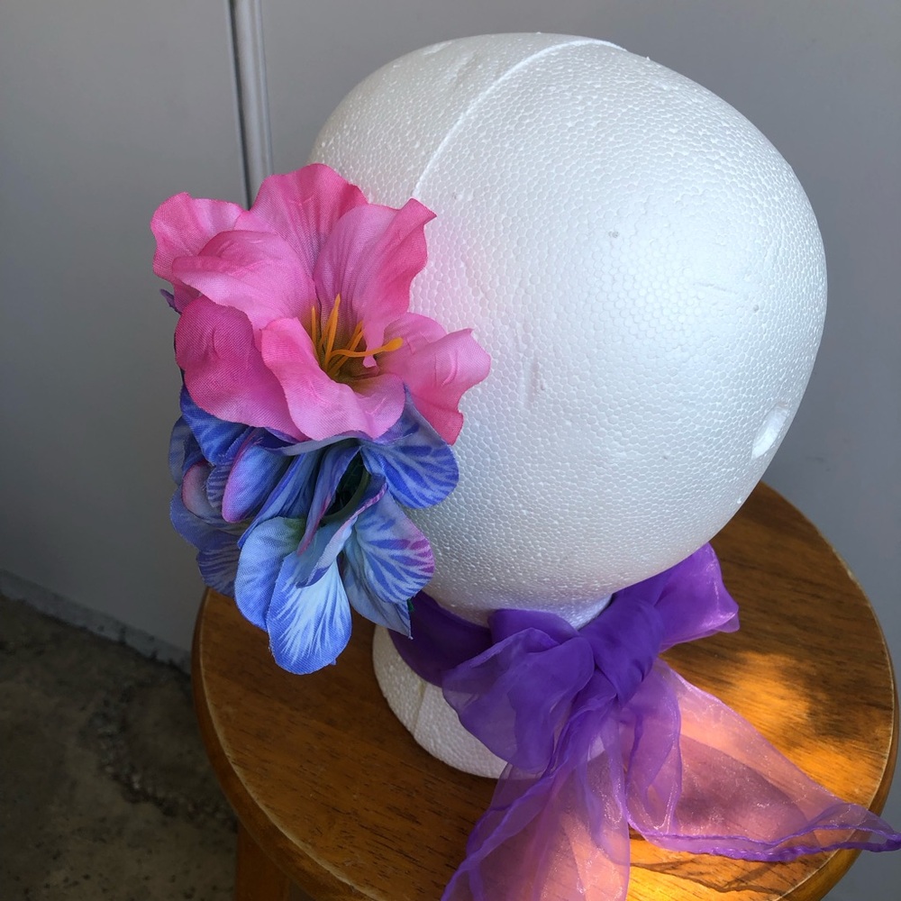 Rockabilly / Pinup Hair Flower Pink & Blue  Accent - Picture 4 of 5